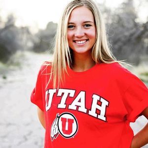 Meet your Posher, Lara